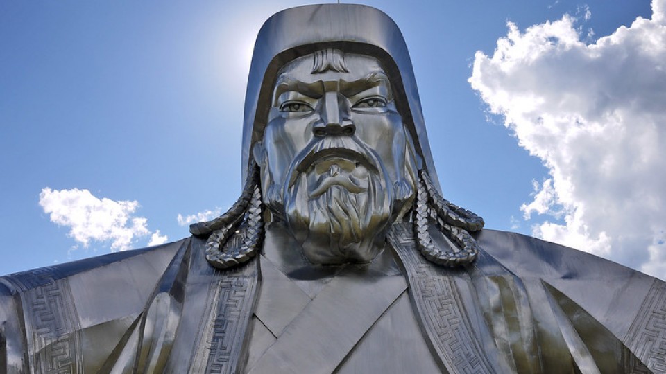 genghis khan statue