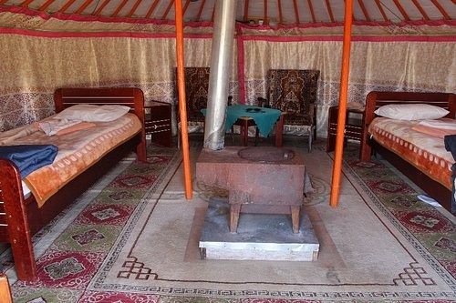 Amarbayasgalant  Urguu, Central Mongolia tours mongolia, Gobi tours mongolia, Eagle Hunters tours mongolia, Mongolia tours in August, Mongolia tours in September