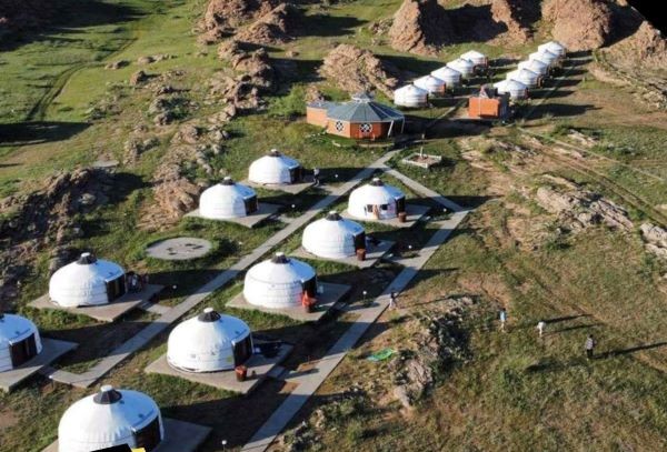 Baga Gazriin Chuluu, Southern Mongolia tours mongolia, Gobi tours mongolia