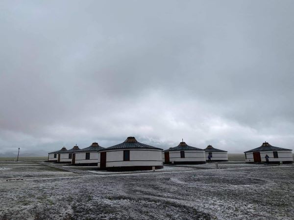 dungenee, Southern Mongolia tours mongolia, Gobi tours mongolia, Gobi tours mongolia, Eagle Hunters tours mongolia, Mongolia tours in August, Mongolia tours in September