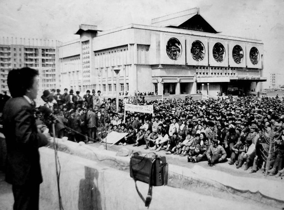 Independence & Socialism of Mongolia, Photography tours mongolia