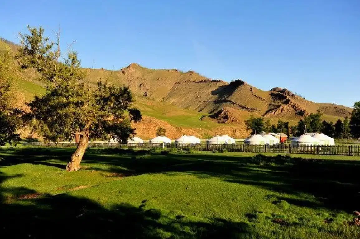 Jargal Jiguur Ger Camp, Northern Mongolia tours mongolia, Gobi tours mongolia, Eagle Hunters tours mongolia, Mongolia tours in August, Mongolia tours in September