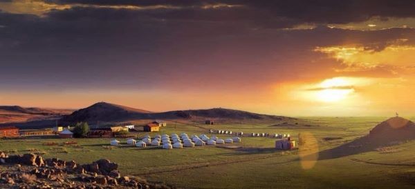 Juulchin Khanbogd, Gobi tours mongolia, Southern Mongolia tours mongolia, Gobi tours mongolia, Eagle Hunters tours mongolia, Mongolia tours in August, Mongolia tours in September