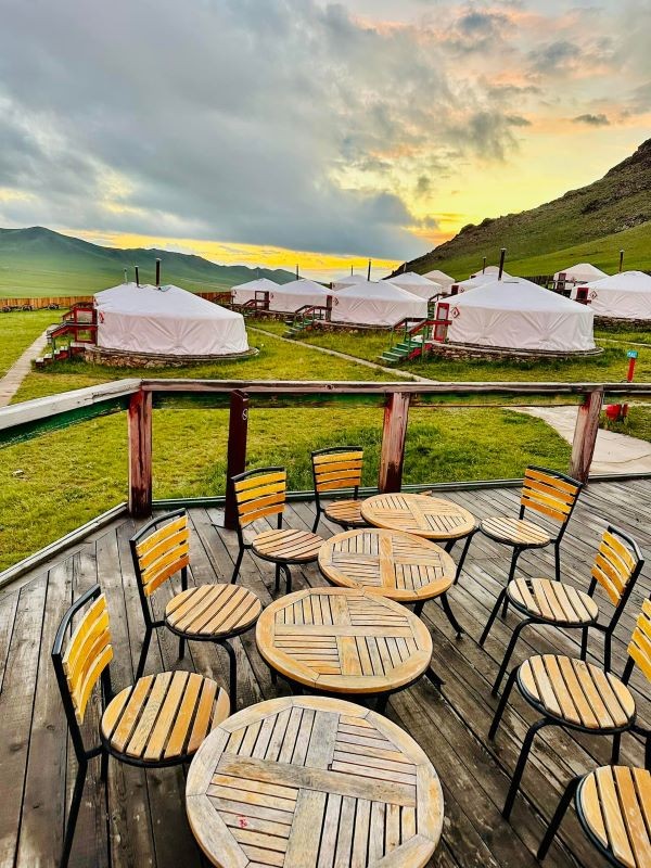 Mongol Nomadic camp, Central Mongolia tours mongolia, Gobi tours mongolia, Eagle Hunters tours mongolia, Mongolia tours in August, Mongolia tours in September