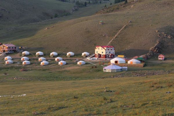 Ovoonii Enger, Gobi tours mongolia, Eagle Hunters tours mongolia, Mongolia tours in August, Mongolia tours in September,Southern Mongolia tours mongolia, Gobi tours mongolia