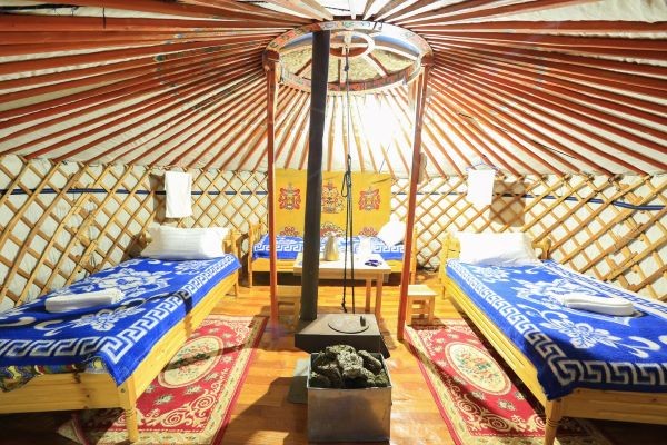 Tsaidam camp, Central Mongolia tours mongolia, Gobi tours mongolia, Eagle Hunters tours mongolia, Mongolia tours in August, Mongolia tours in September
