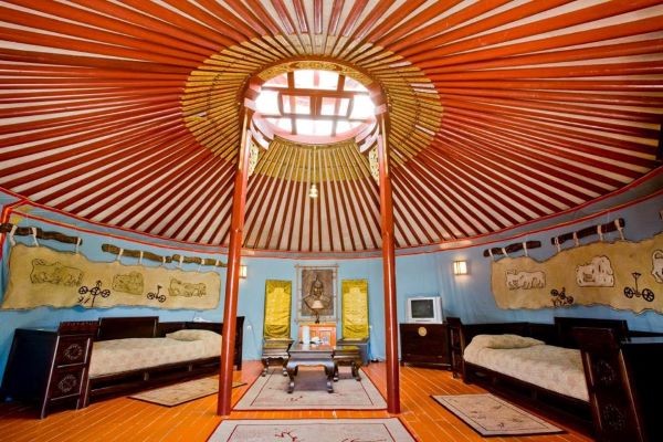 Mongol Shiltgeen Hotel