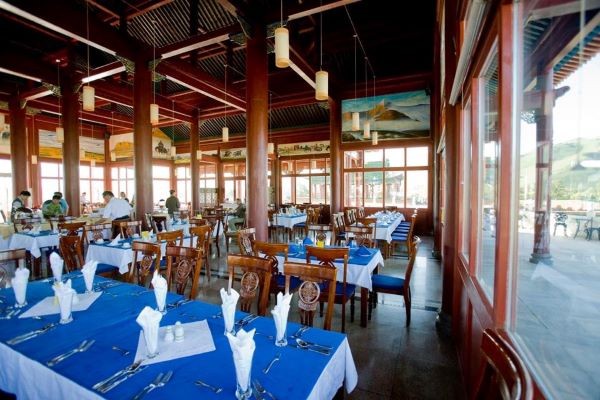 Mongol Shiltgeen Hotel